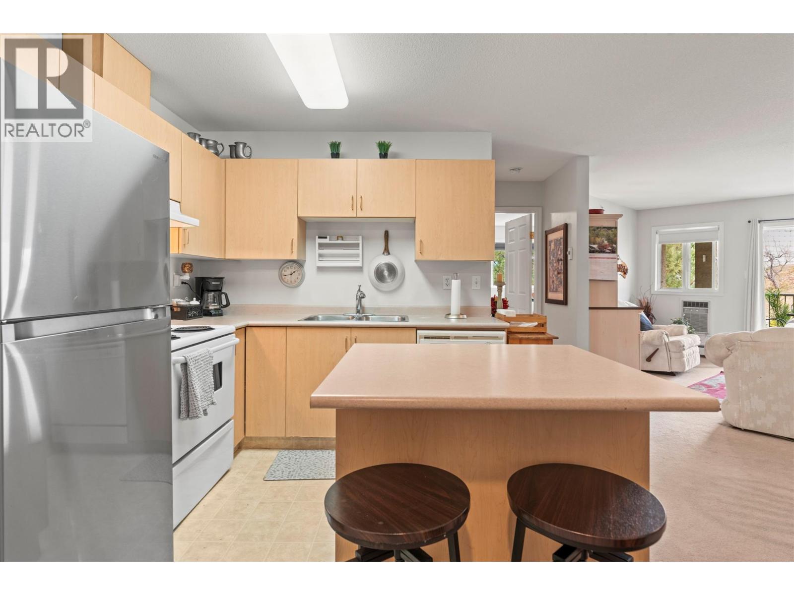 4900 Okanagan Avenue Unit# 402, Vernon