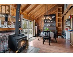 7796 N Bridge Lake Road, Bridge Lake, BC V0K1X2 Photo 9