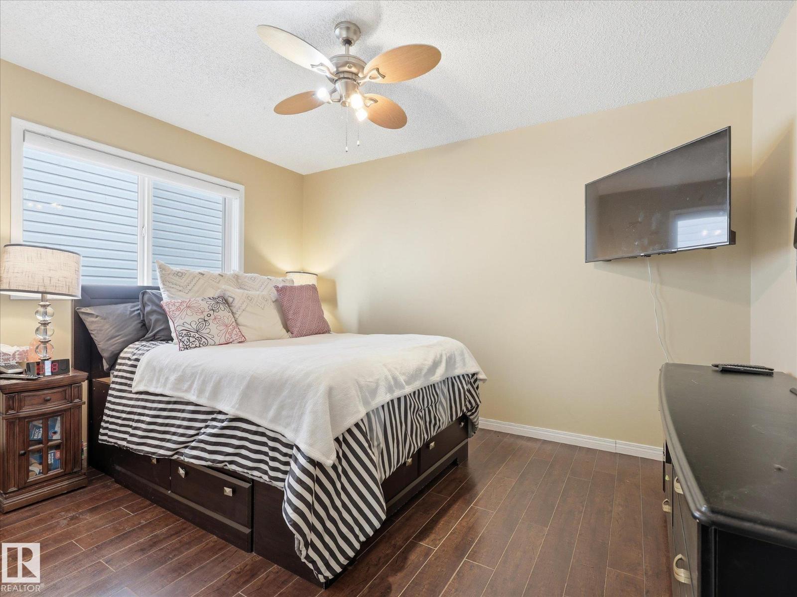 15135 43 ST NW NW, Edmonton