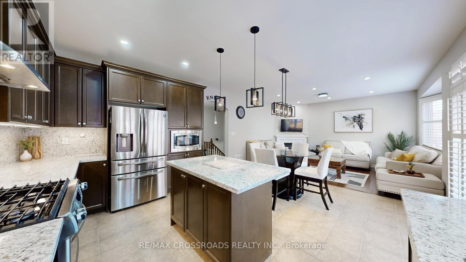 378 MALBOEUF COURT - 16