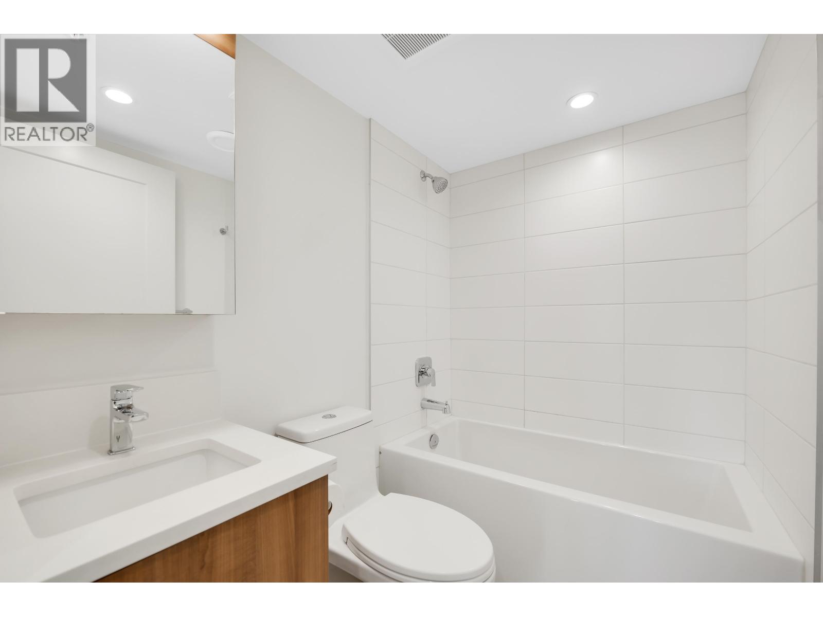 511 1365 PEMBERTON AVENUE, Squamish