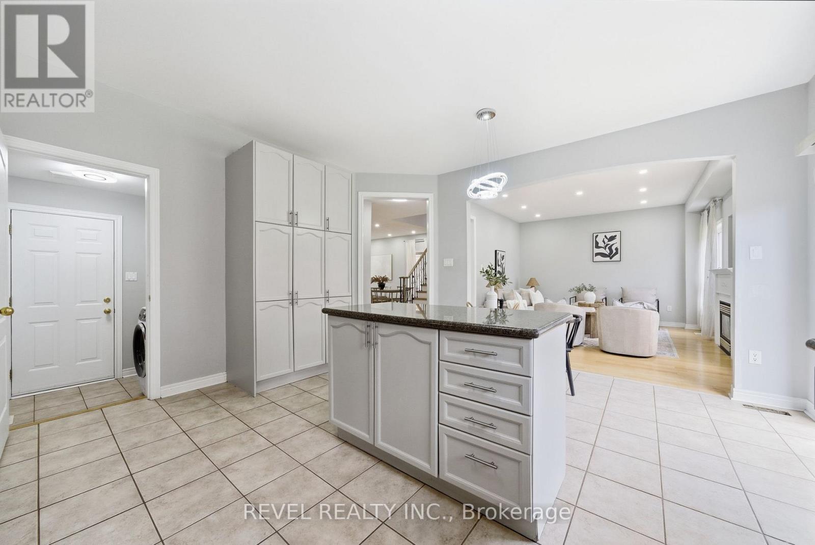 131 RUSHWORTH DRIVE - 16
