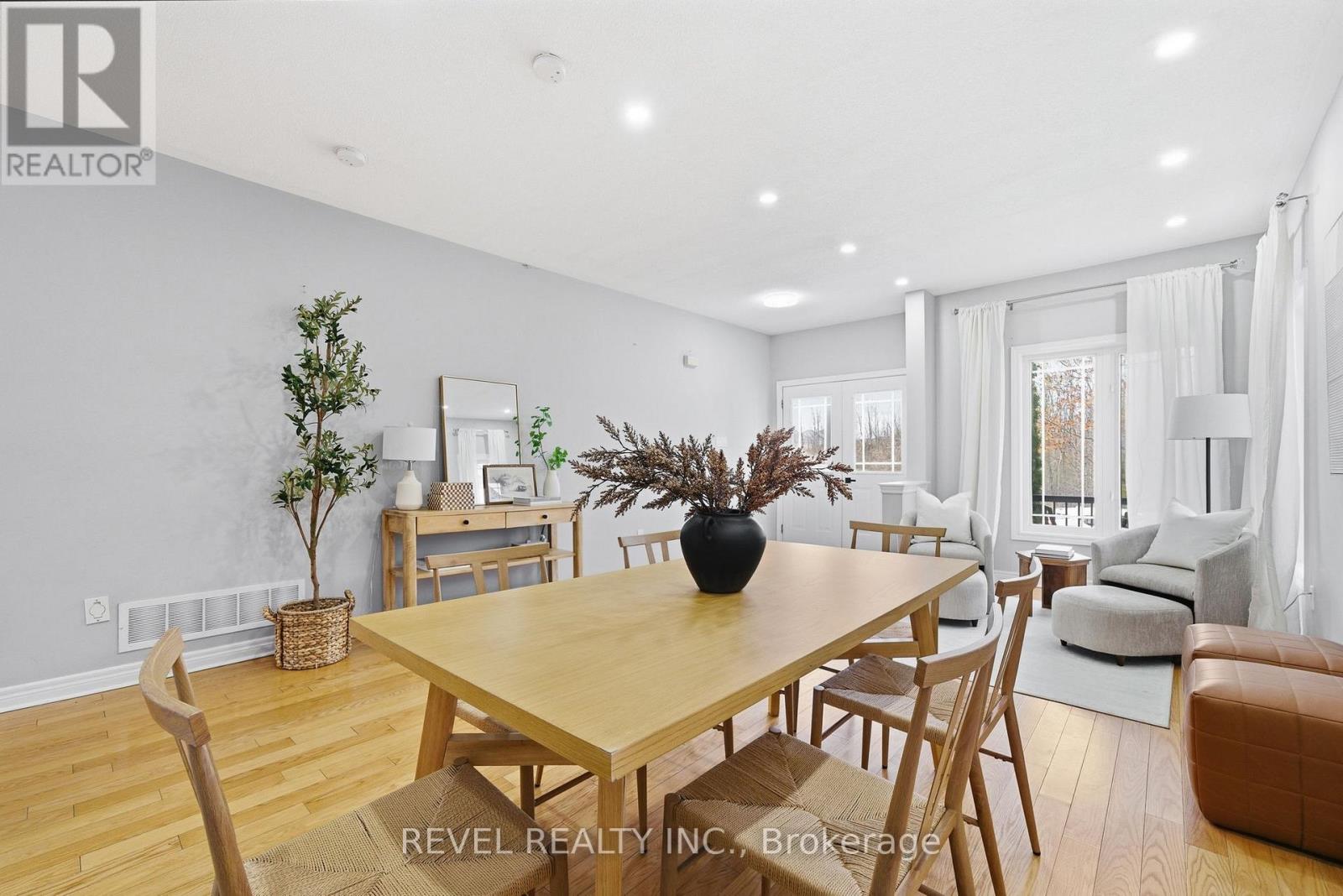 131 RUSHWORTH DRIVE - 8