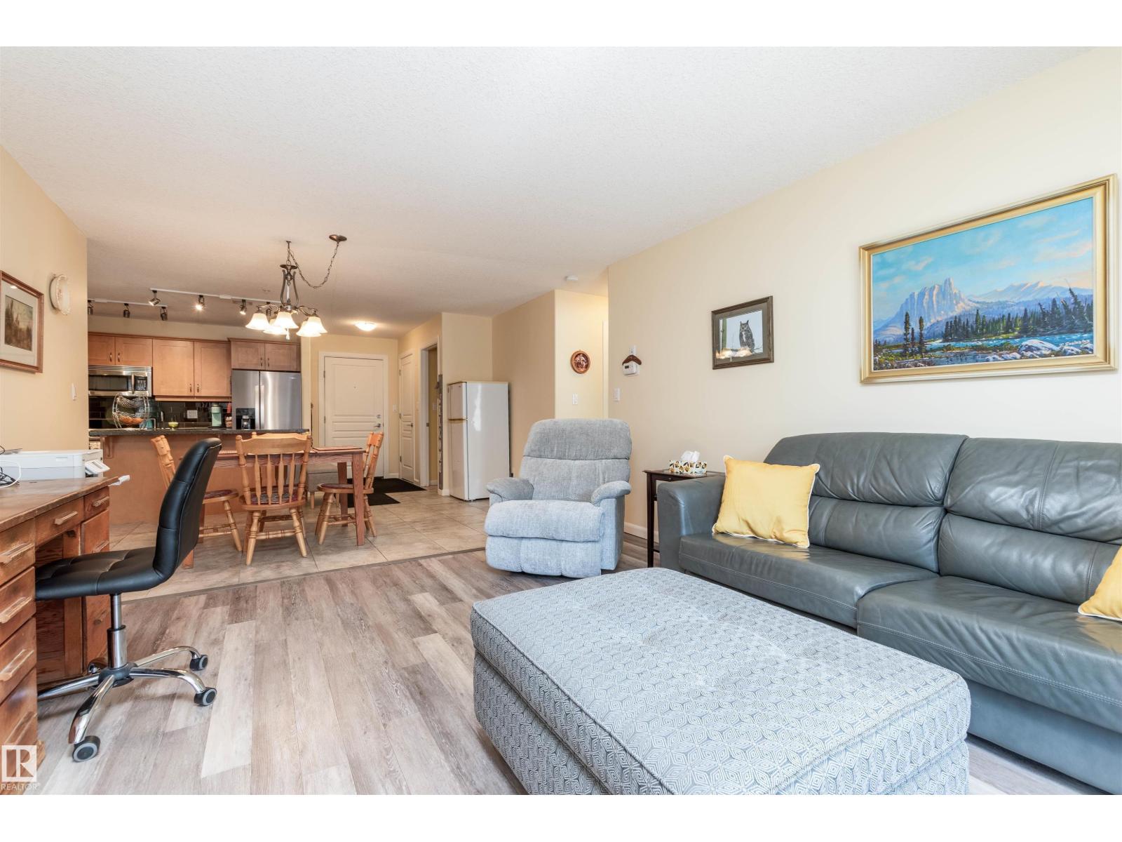 #321 400 Palisades WY, Sherwood Park