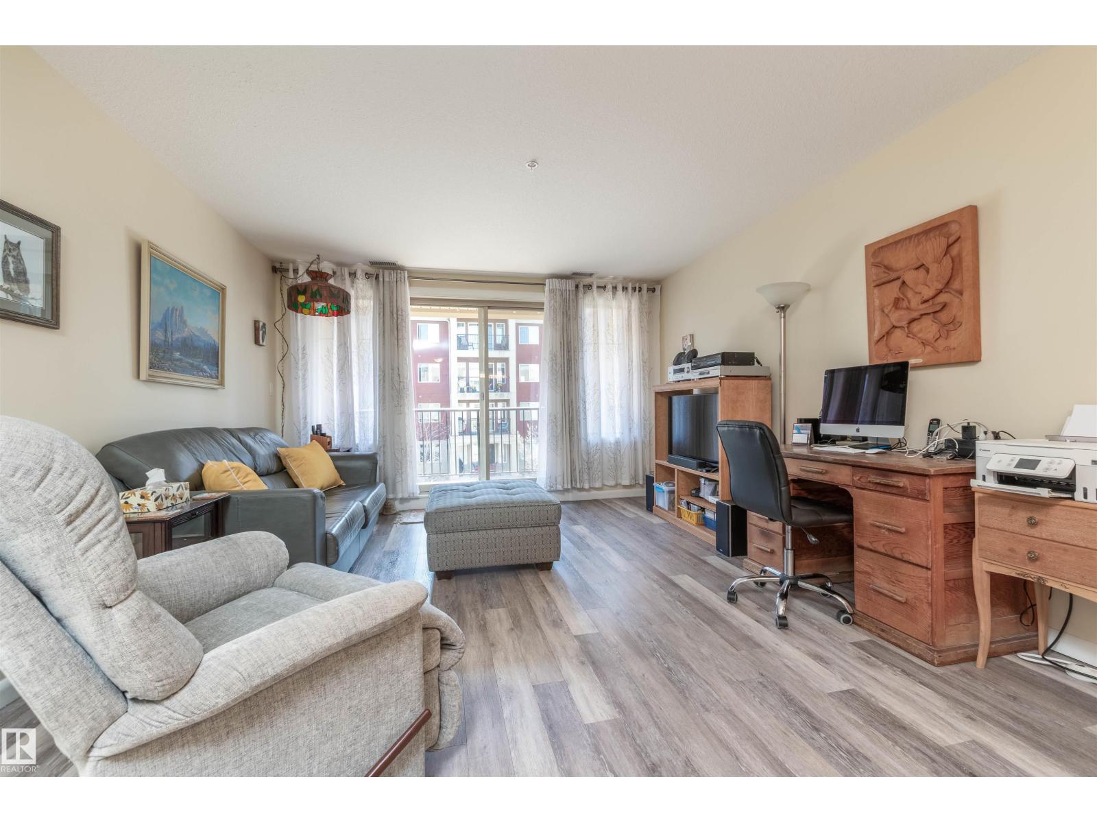#321 400 Palisades WY, Sherwood Park