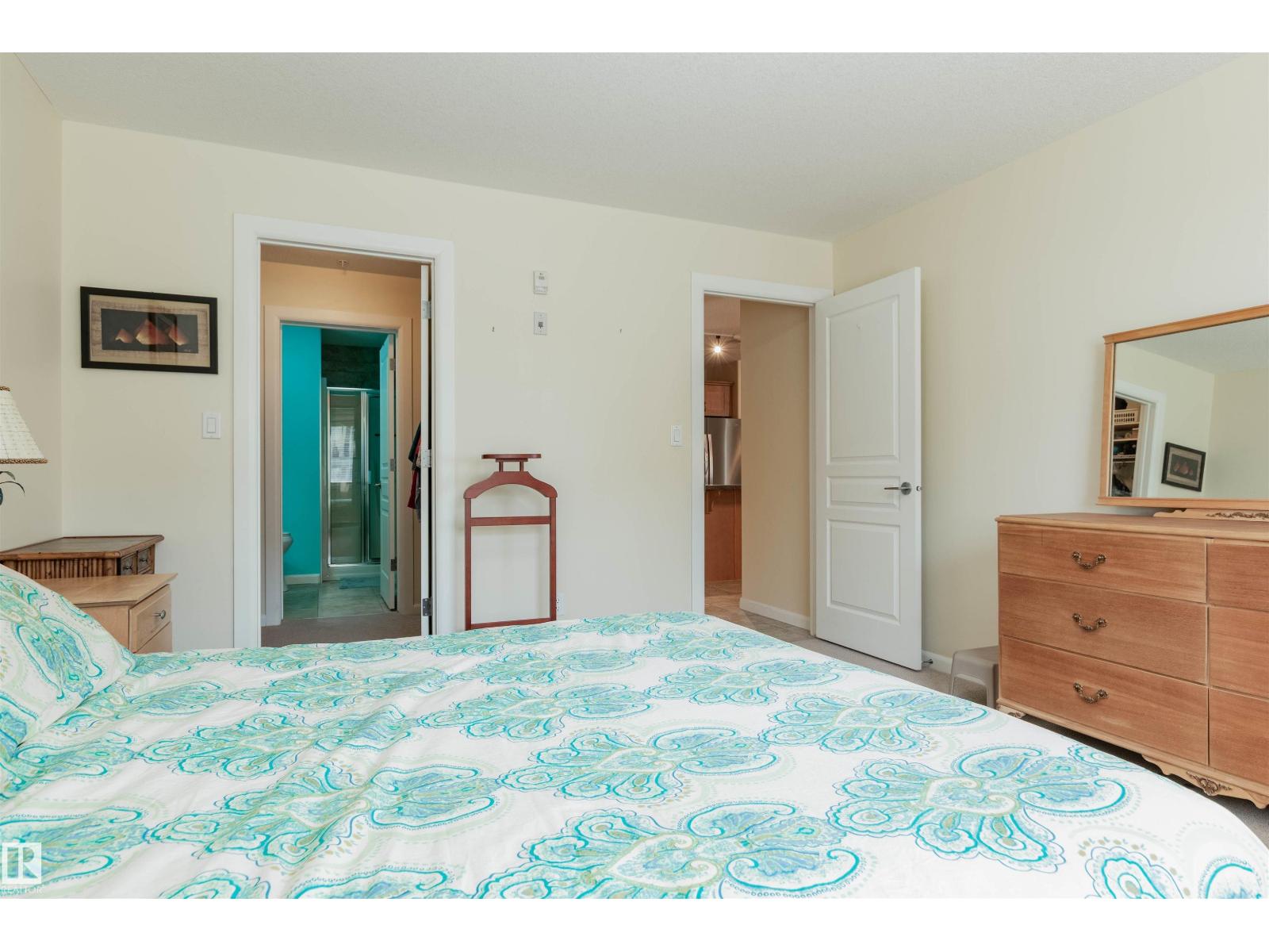 #321 400 Palisades WY, Sherwood Park
