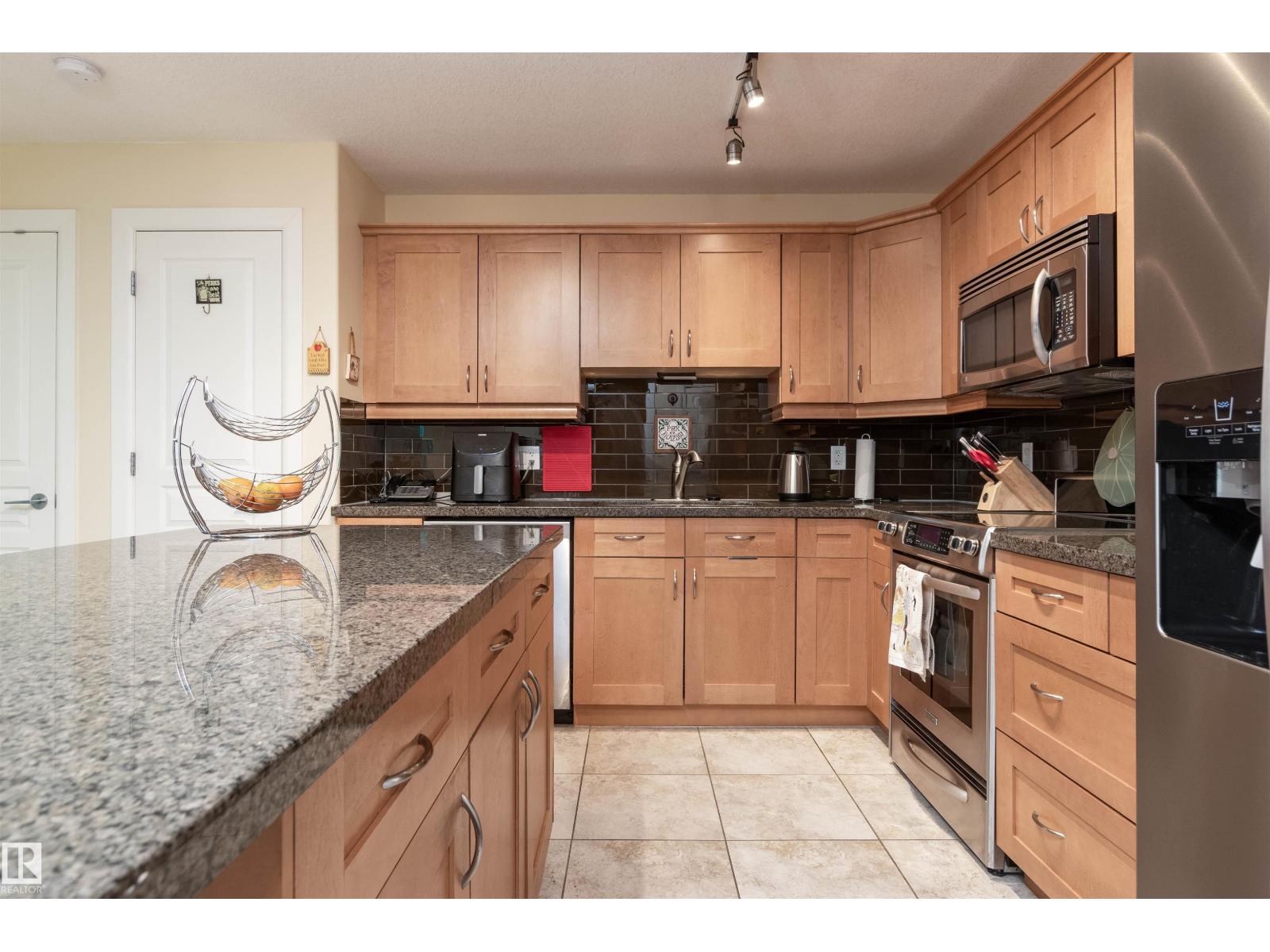 #321 400 Palisades WY, Sherwood Park