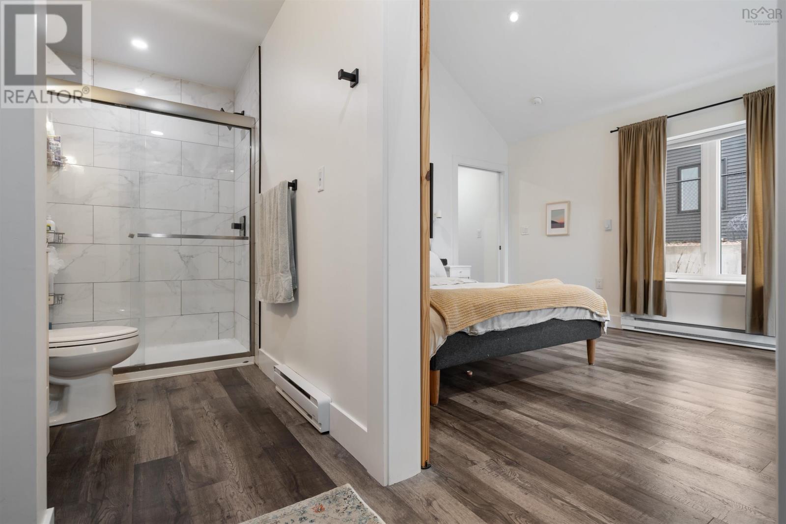 18 MONARCH Terrace - 37