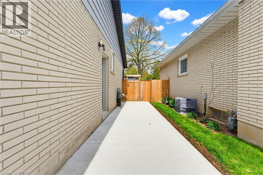 24 MAGNOLIA Street, Brantford, Ontario, N3R1P8 — Photo 48