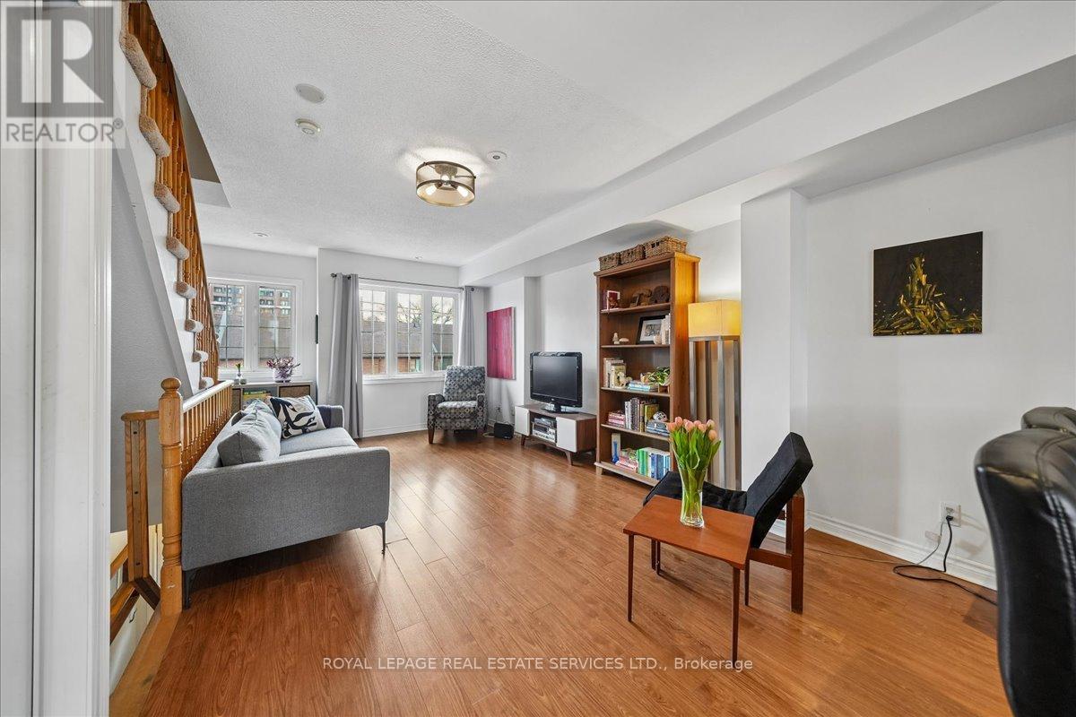 14 CONNOLLY STREET - 14