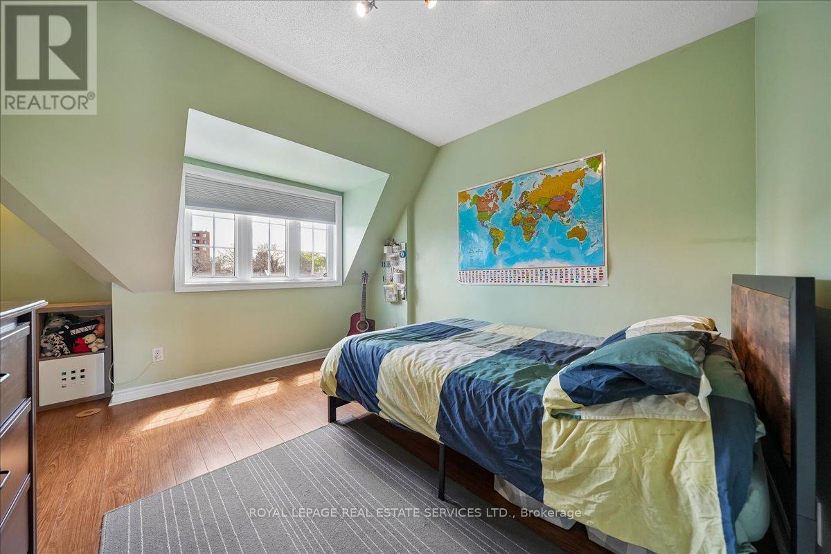 14 CONNOLLY STREET - 32