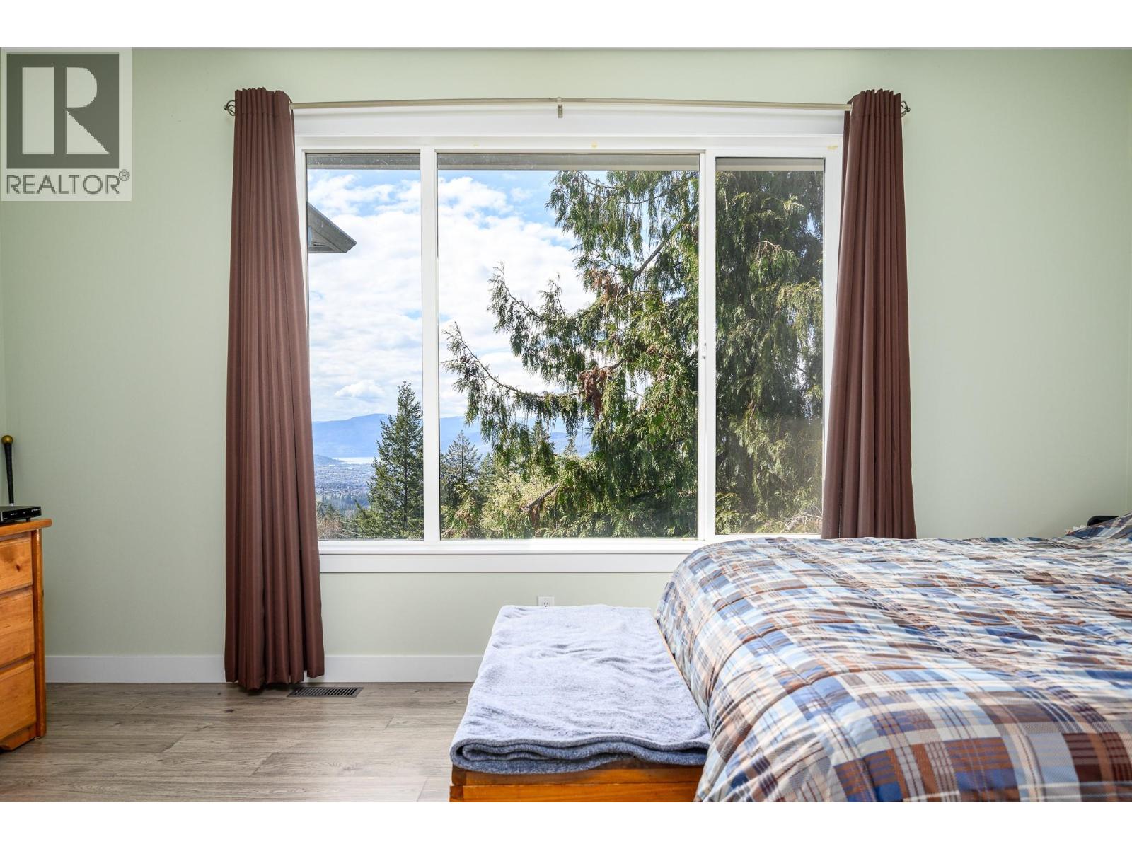 5720 Hartnell Road Unit# 1, Vernon