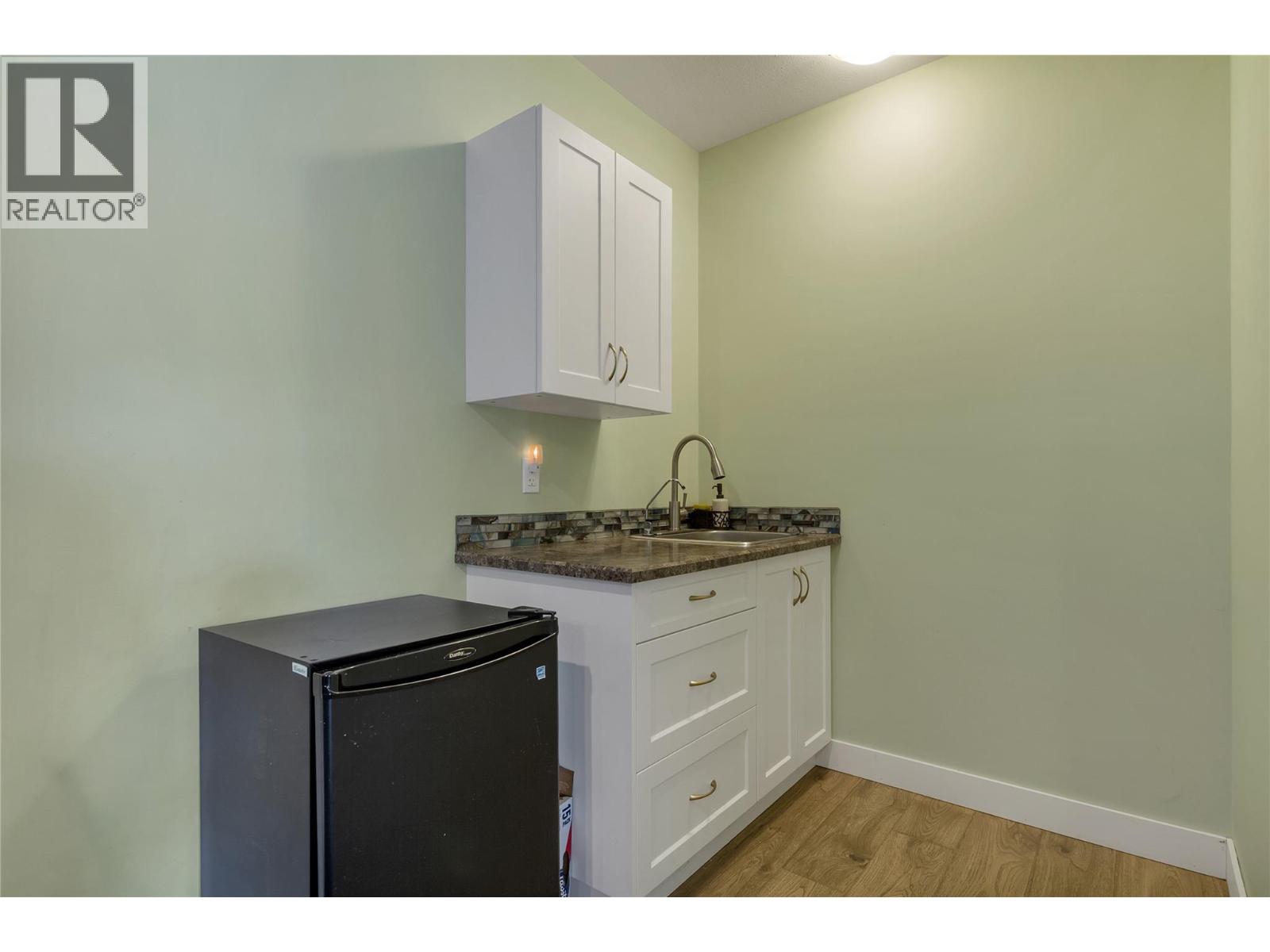 5720 Hartnell Road Unit# 1, Vernon