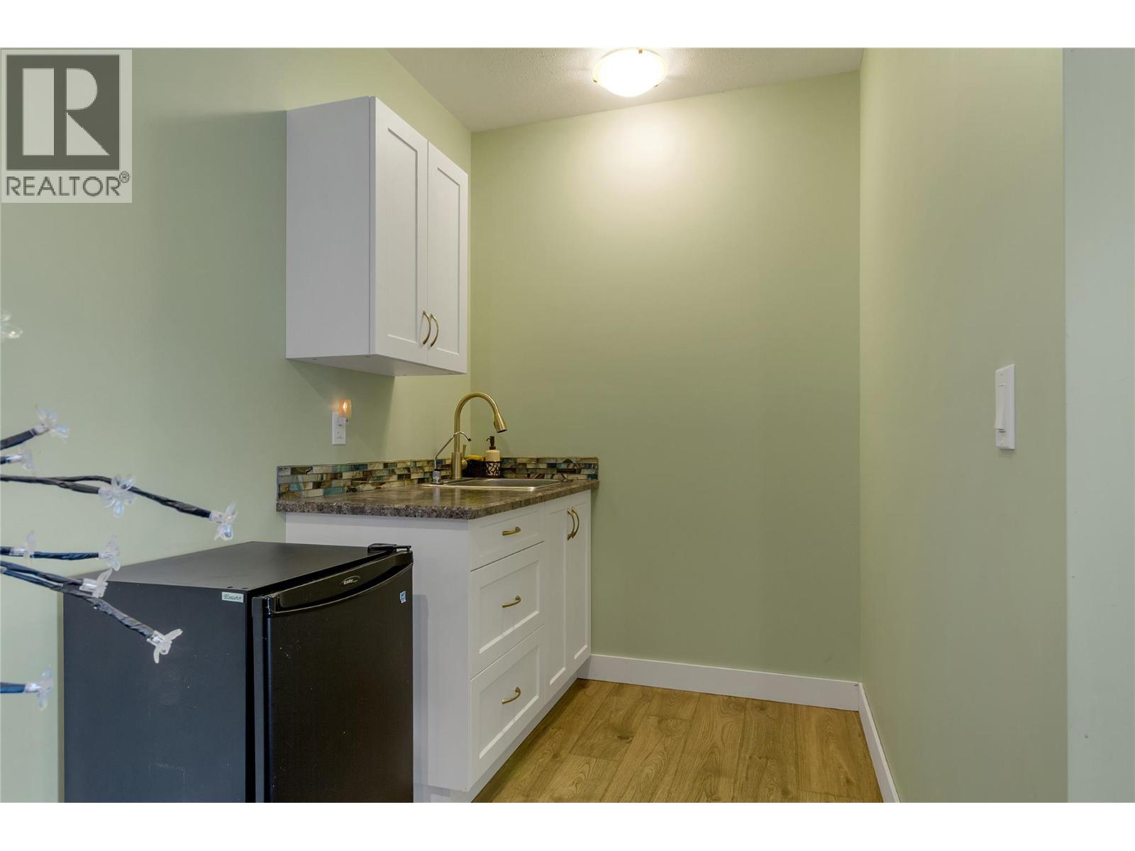 5720 Hartnell Road Unit# 1, Vernon