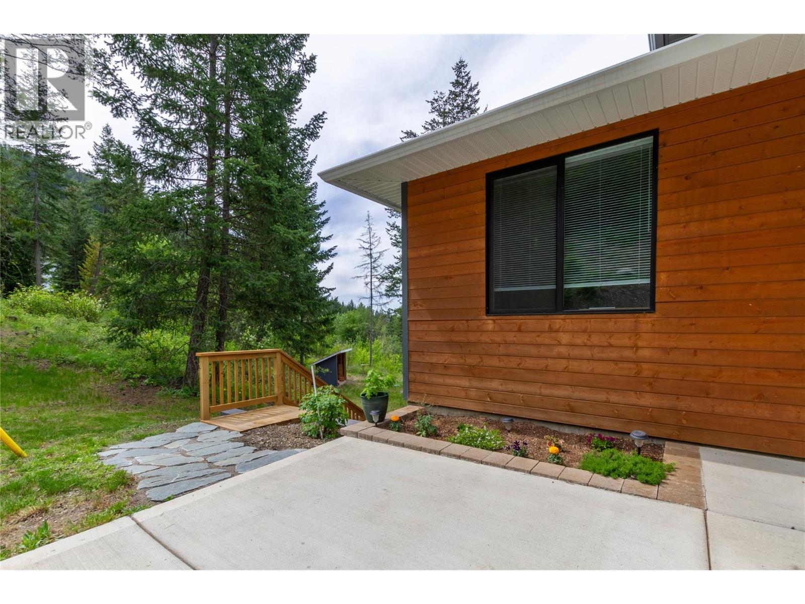 5720 Hartnell Road Unit# 1, Vernon