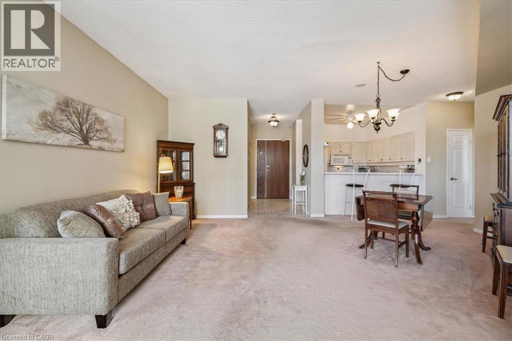 2511 LAKESHORE Road W Unit# 317, Oakville, Ontario, L6L6L9 — Photo 10