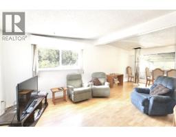 Enclosed porch - 2 Froese Subdivision Road, Port Clements, BC V0T1R0 Photo 6