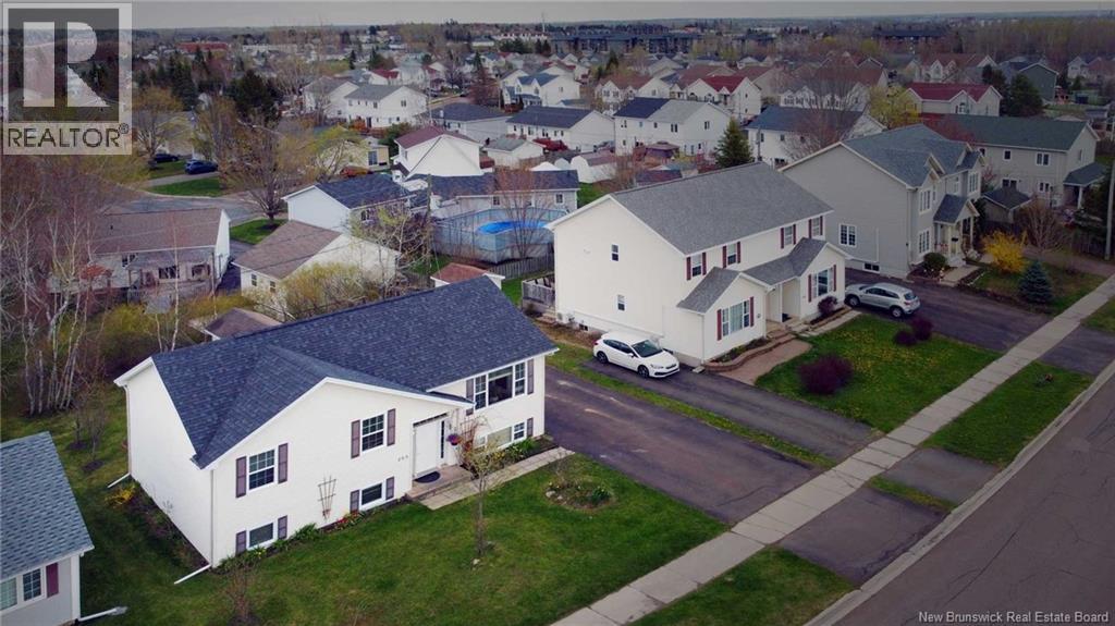 295 Glencairn Drive - 7