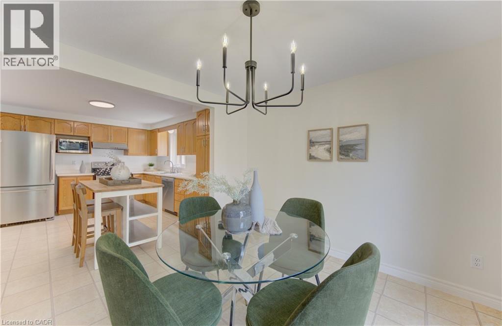 3 MARLIS Crescent, Kitchener, Ontario, N2E3K6 — Photo 11
