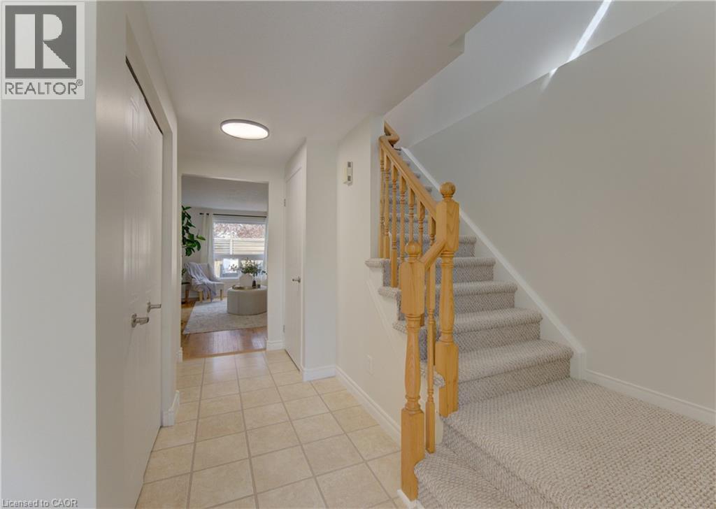 3 MARLIS Crescent, Kitchener, Ontario, N2E3K6 — Photo 25