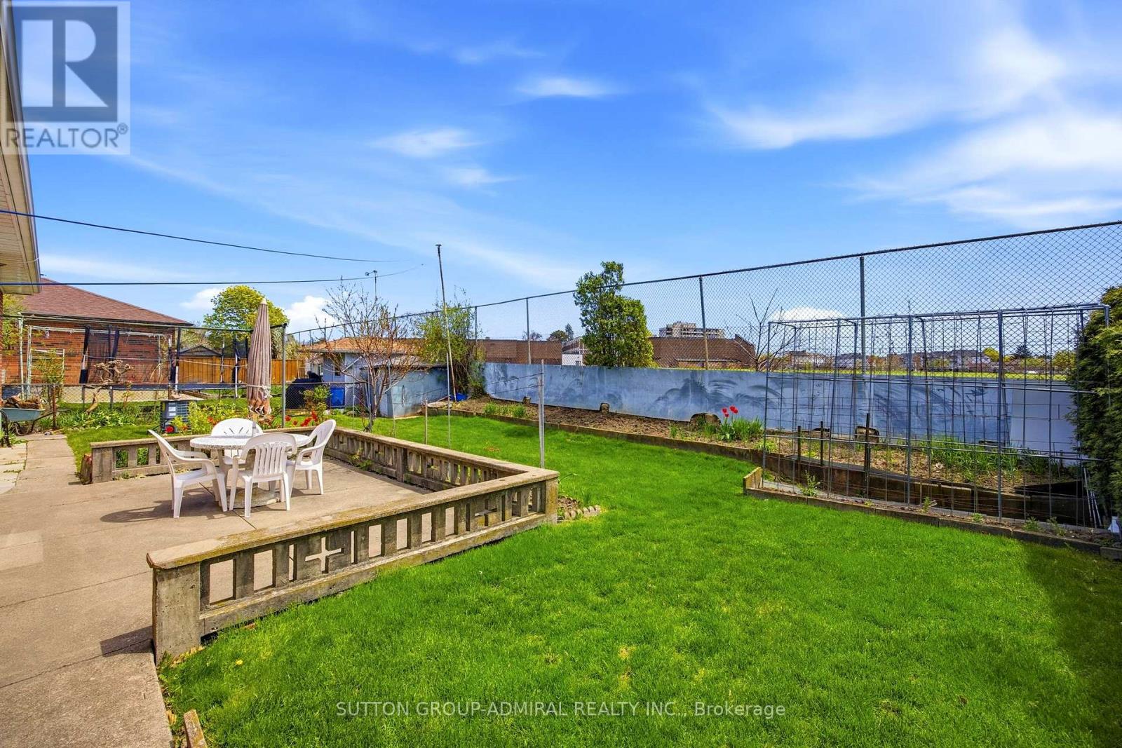 234 DERRYDOWN ROAD - 25
