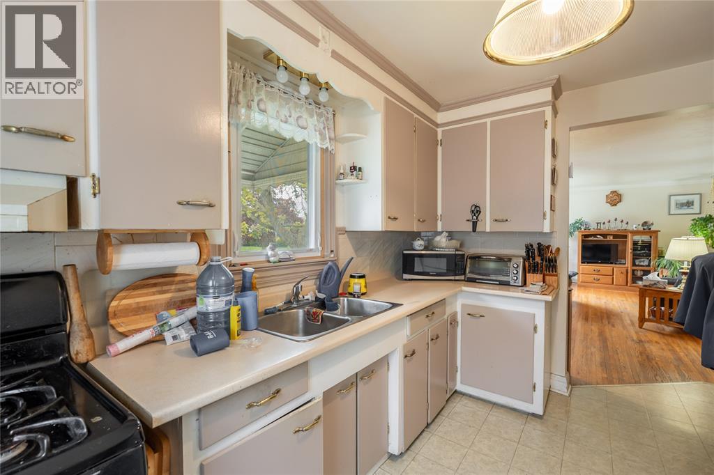 826 LYNWOOD AVENUE - 10