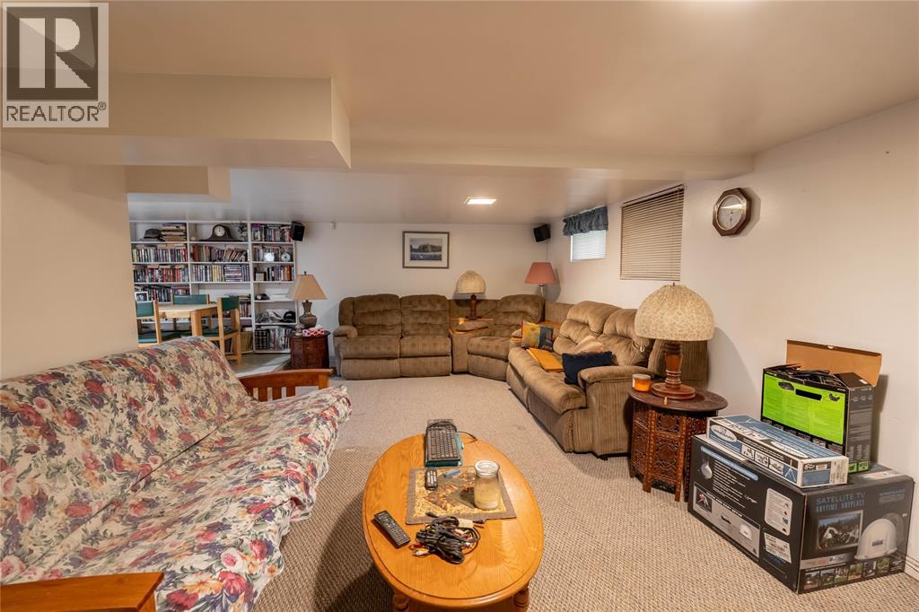 826 LYNWOOD AVENUE - 19