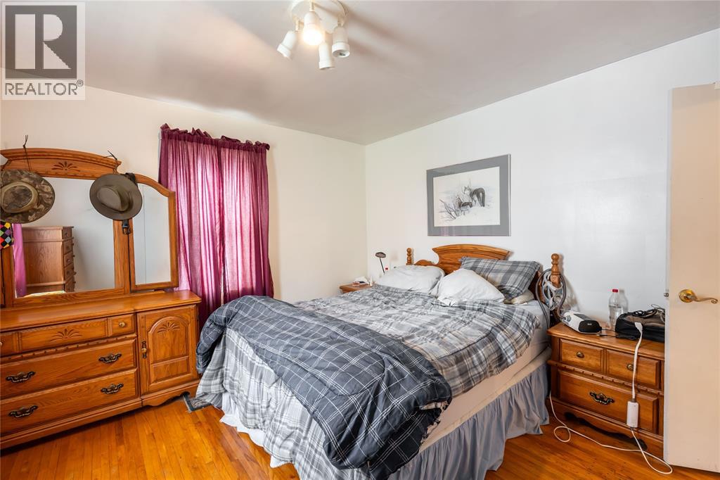 826 LYNWOOD AVENUE - 13
