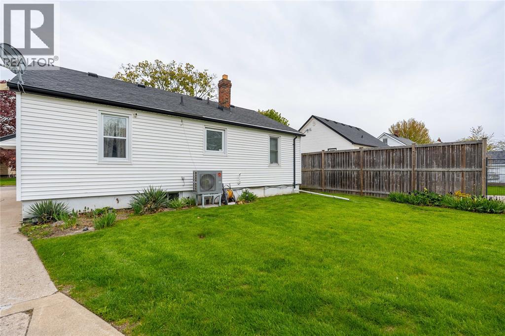 826 LYNWOOD AVENUE - 24