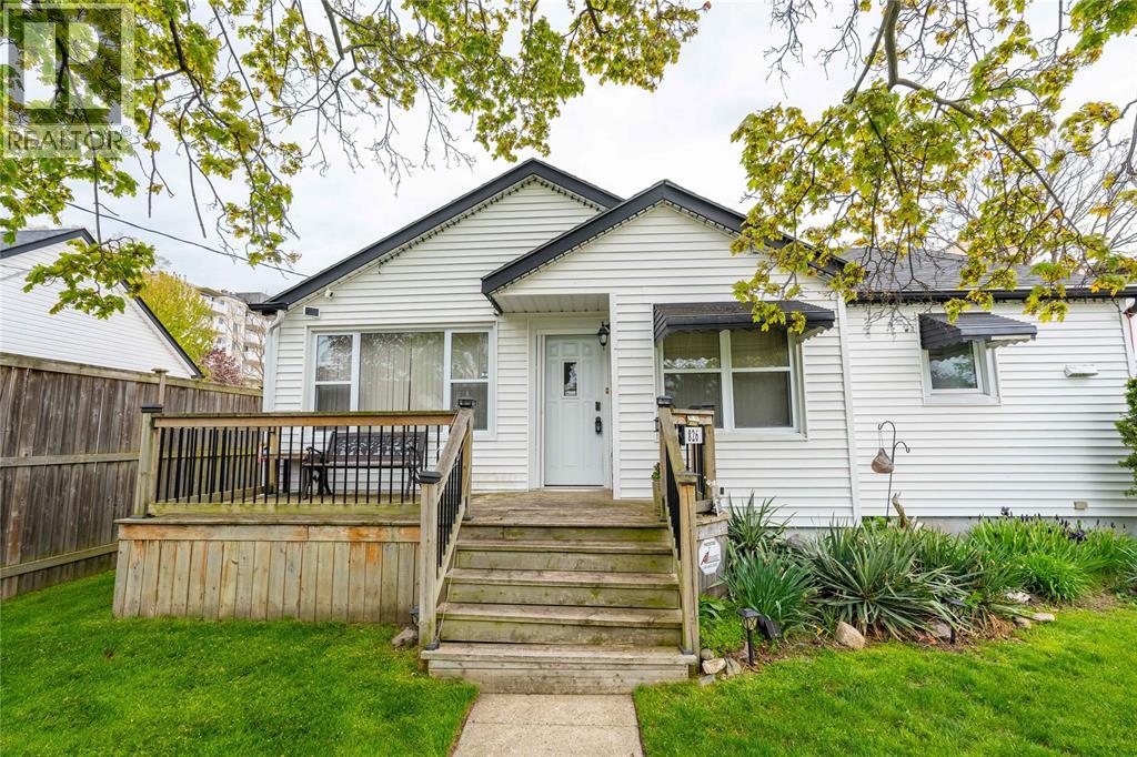 826 LYNWOOD AVENUE - 3