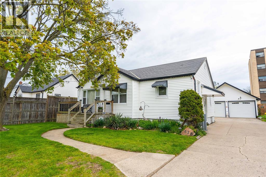 826 LYNWOOD AVENUE - 2