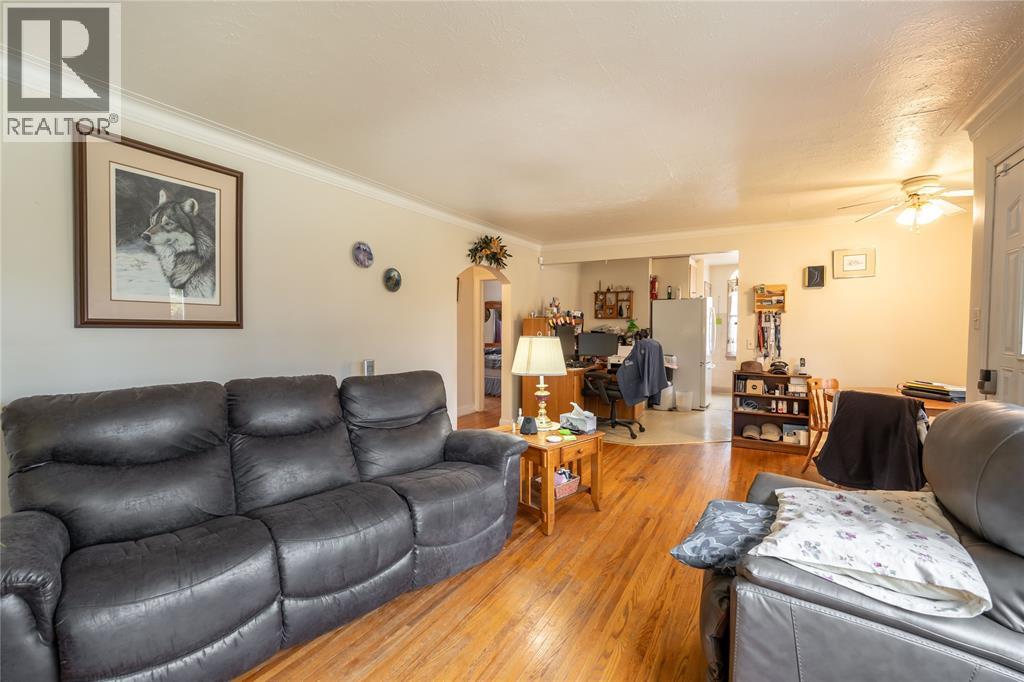 826 LYNWOOD AVENUE - 6