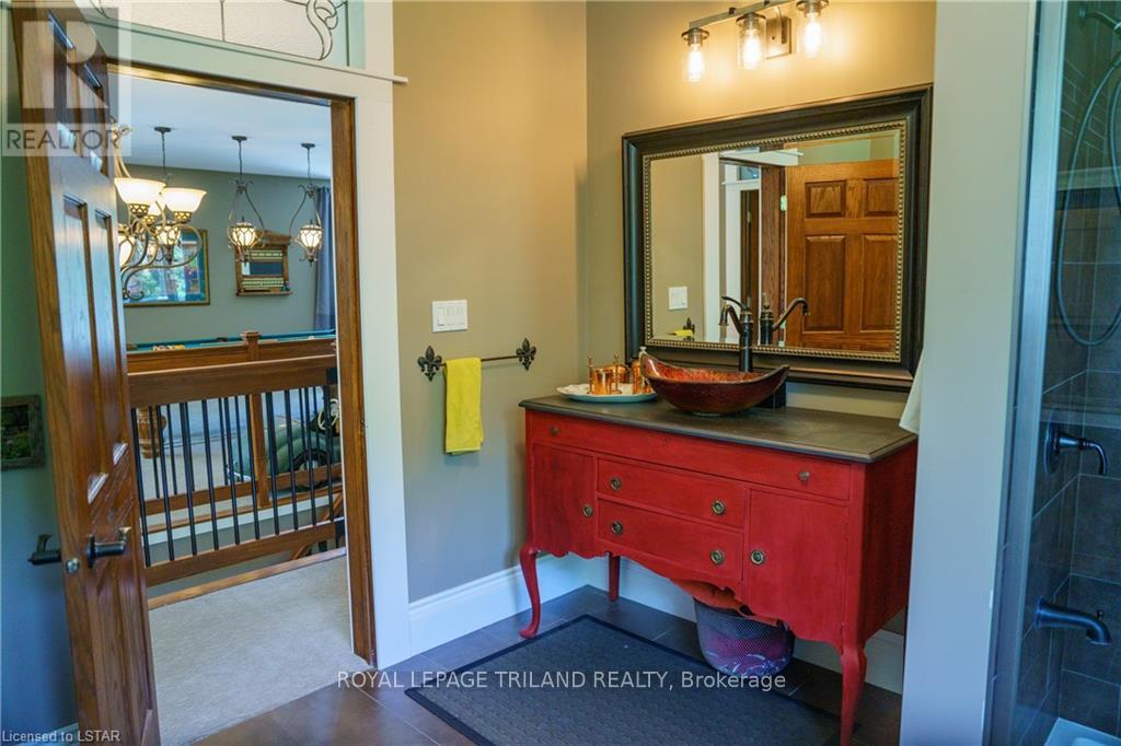 4118 THOMAS ROAD - 26