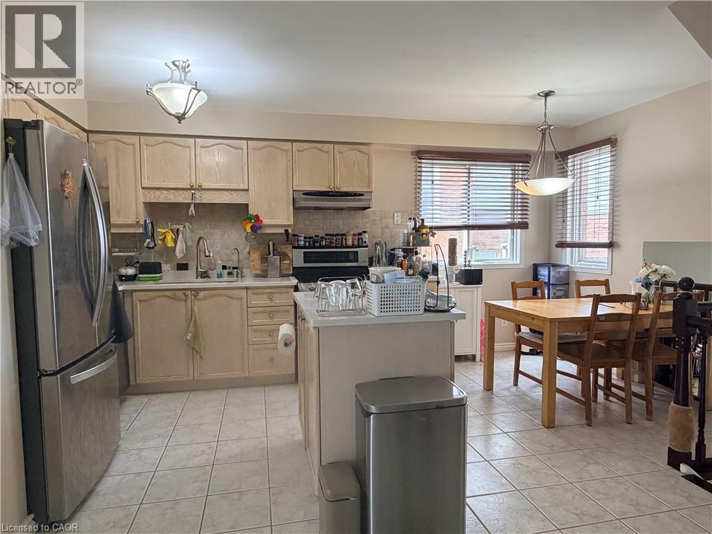 622A RUMMELHARDT Drive, Waterloo, Ontario, N2T2K7 — Photo 2