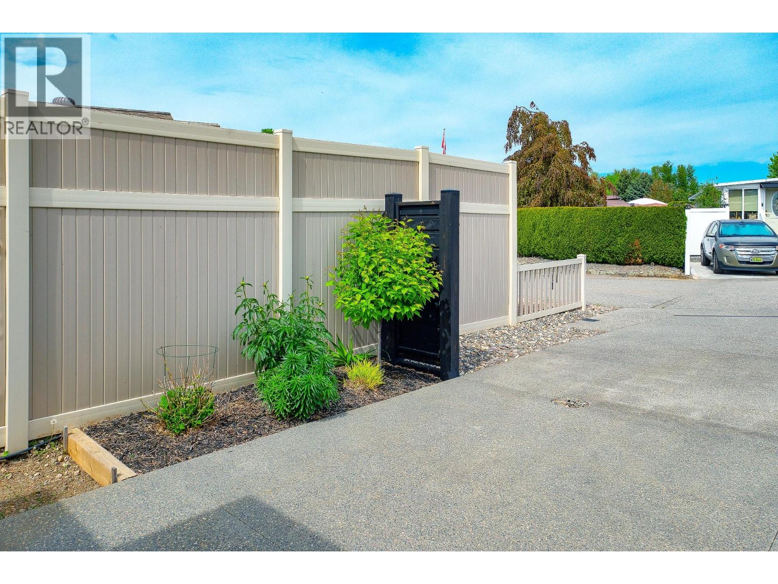 415 Commonwealth Road Unit# 321 Lot# 321, Kelowna