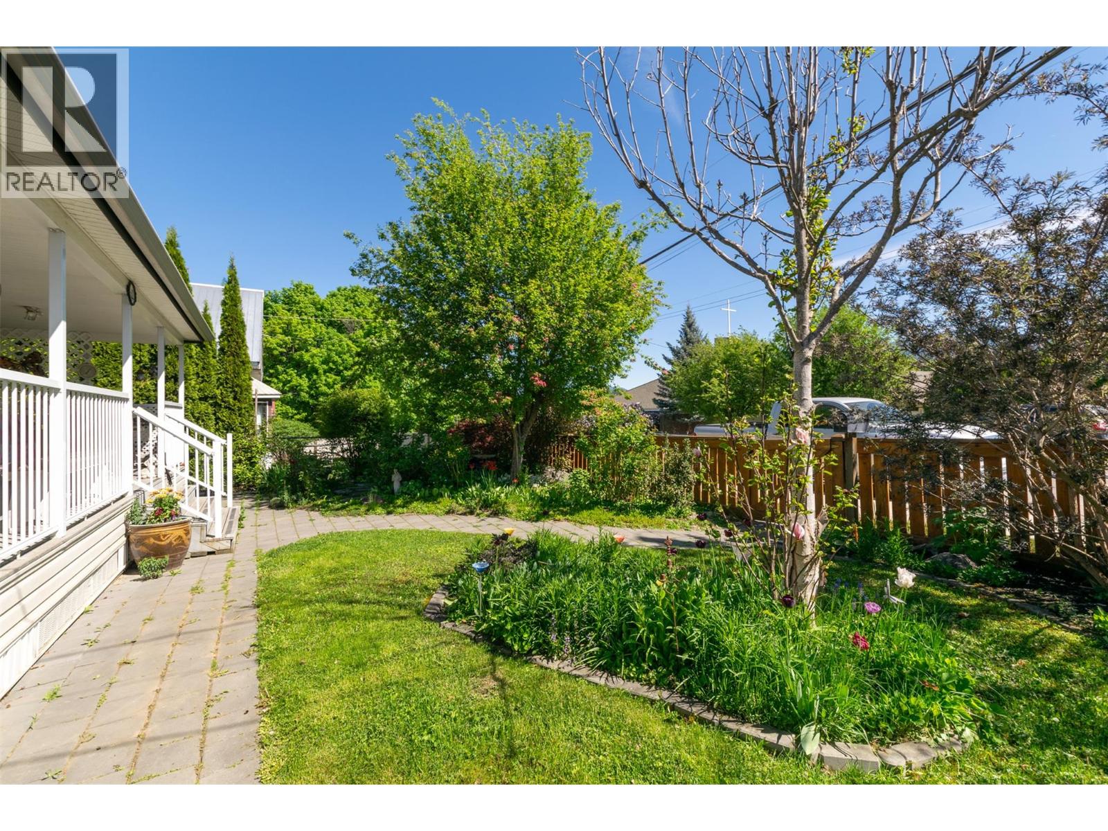 111 1 Street SE - 31