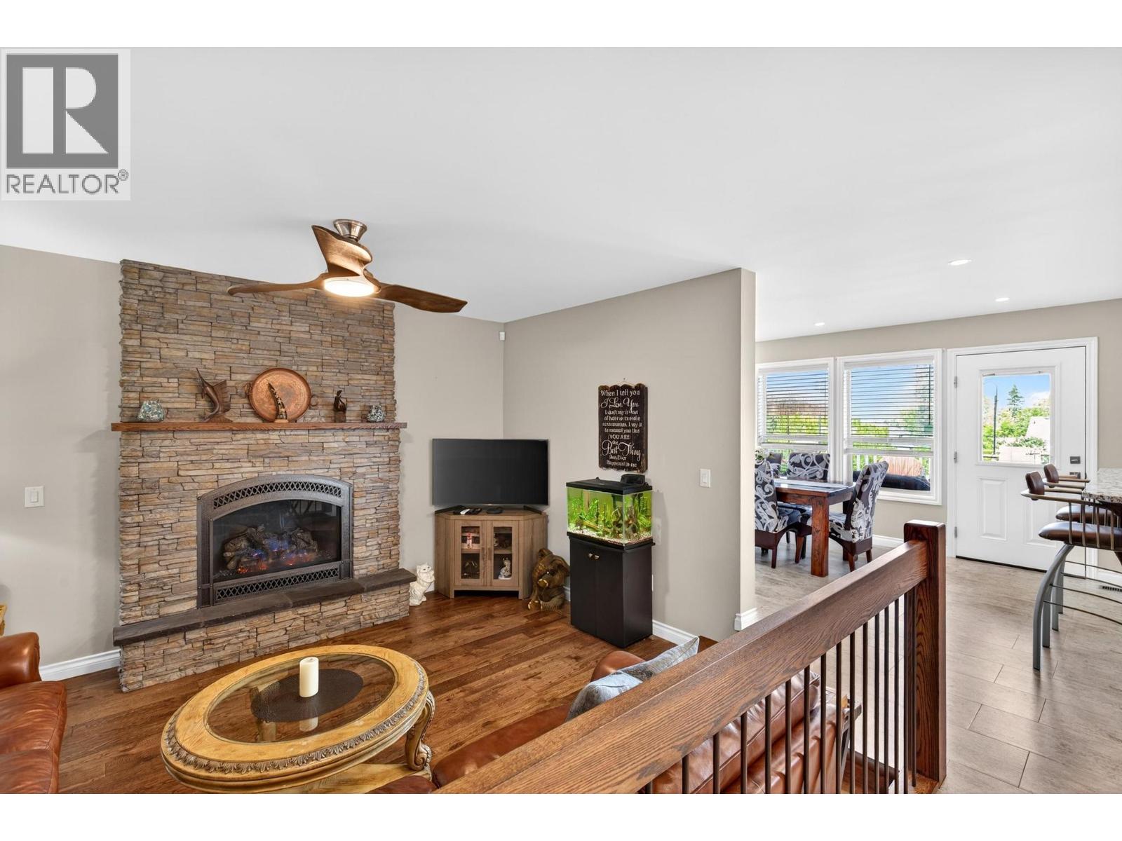 1544 Woodridge Road, Kelowna