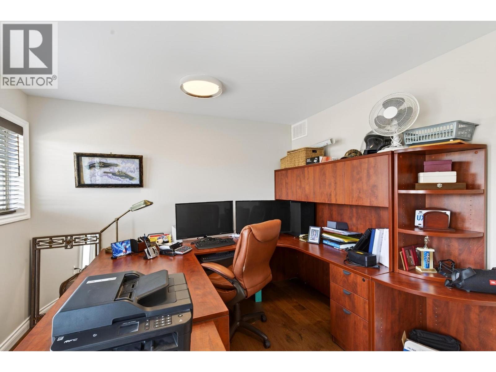 1544 Woodridge Road, Kelowna