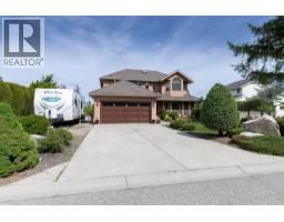 3pc Bathroom - 1544 Woodridge Road, Kelowna, BC V1W2Z9 Photo 6