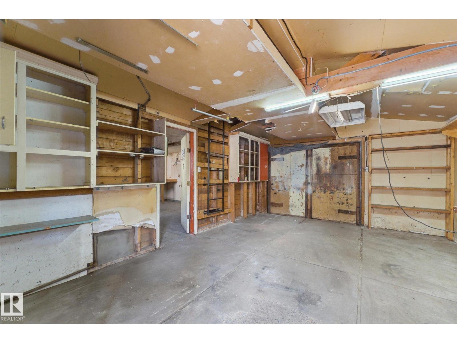 12216 60 ST NW, Edmonton