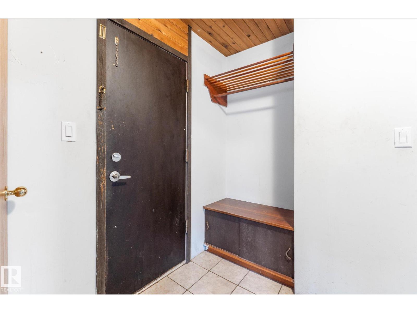 12216 60 ST NW, Edmonton