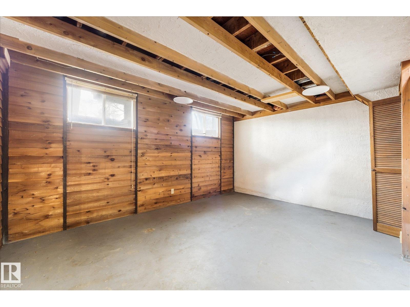 12216 60 ST NW, Edmonton