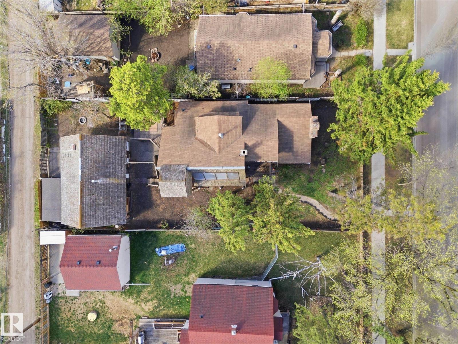12216 60 ST NW, Edmonton