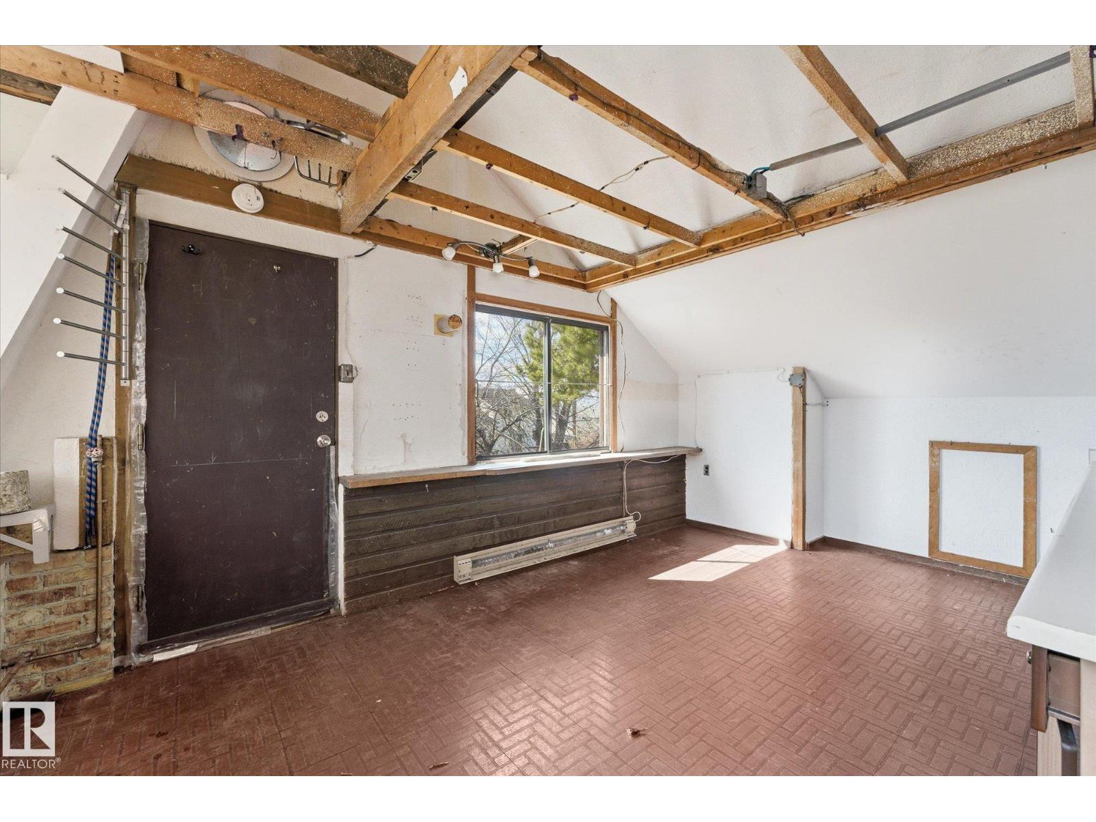 12216 60 ST NW, Edmonton