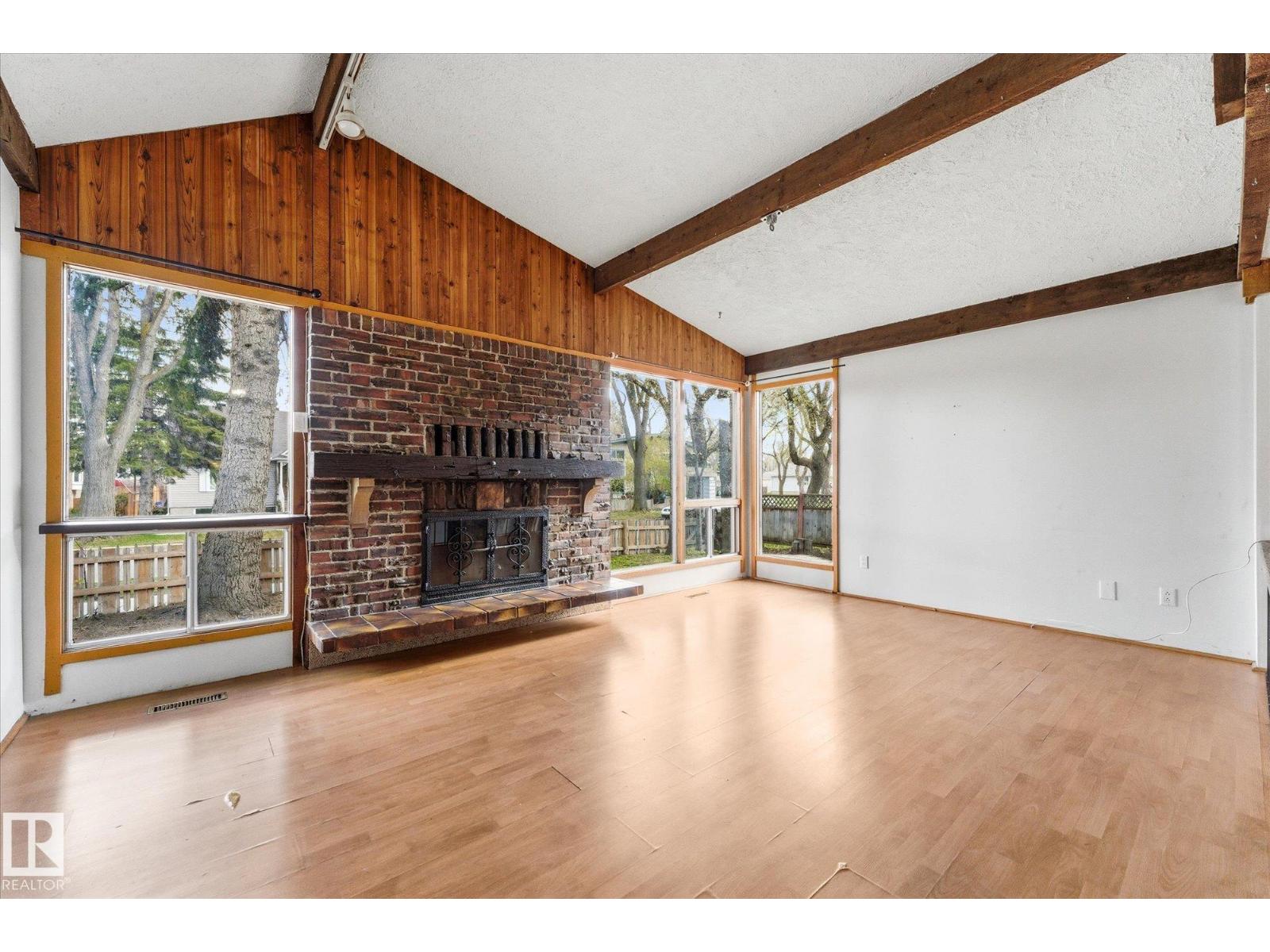 12216 60 ST NW, Edmonton
