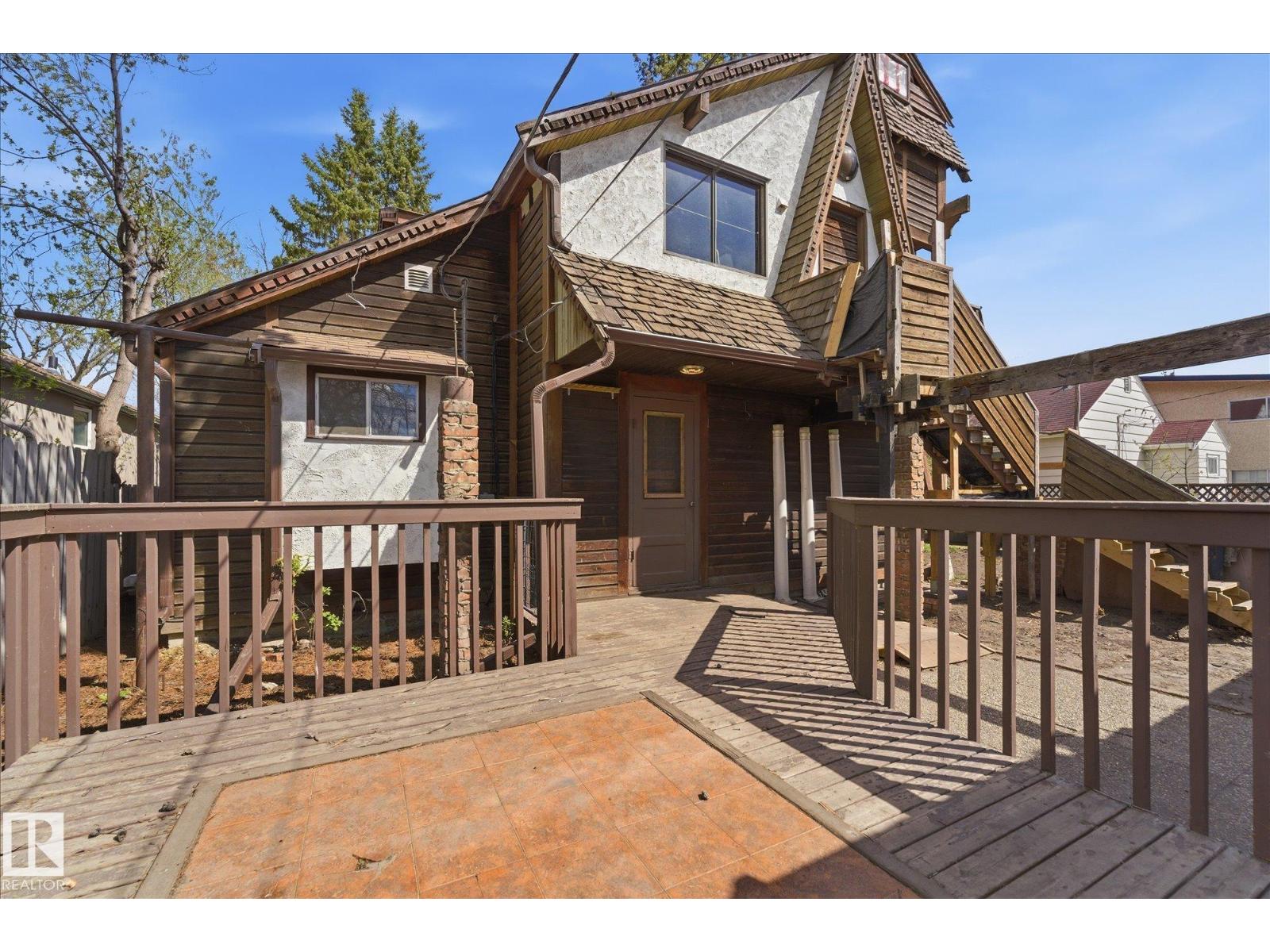 12216 60 ST NW, Edmonton