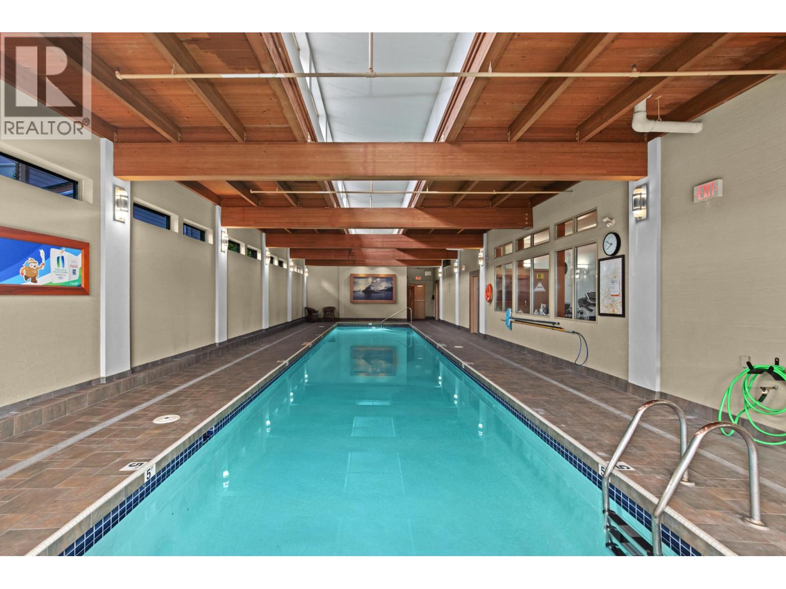 6 BEACH DRIVE, West Vancouver