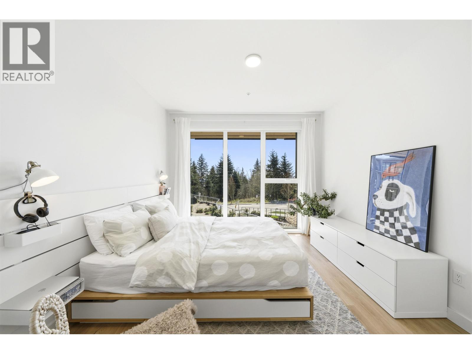 209 9888 UNIVERSITY CRESCENT, Burnaby