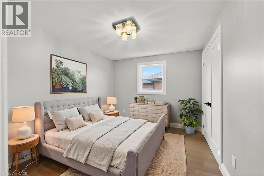 9 BEN TIRRAN Crescent - 30