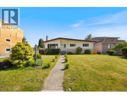 6890 Hycrest Drive, Burnaby, BC V5B2X2 Photo 20